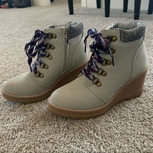 Maurices Wedge Ankle Boots - Size 6